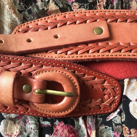 Anthropologie Accessories - Linea Pelle leather stretch belt brand new